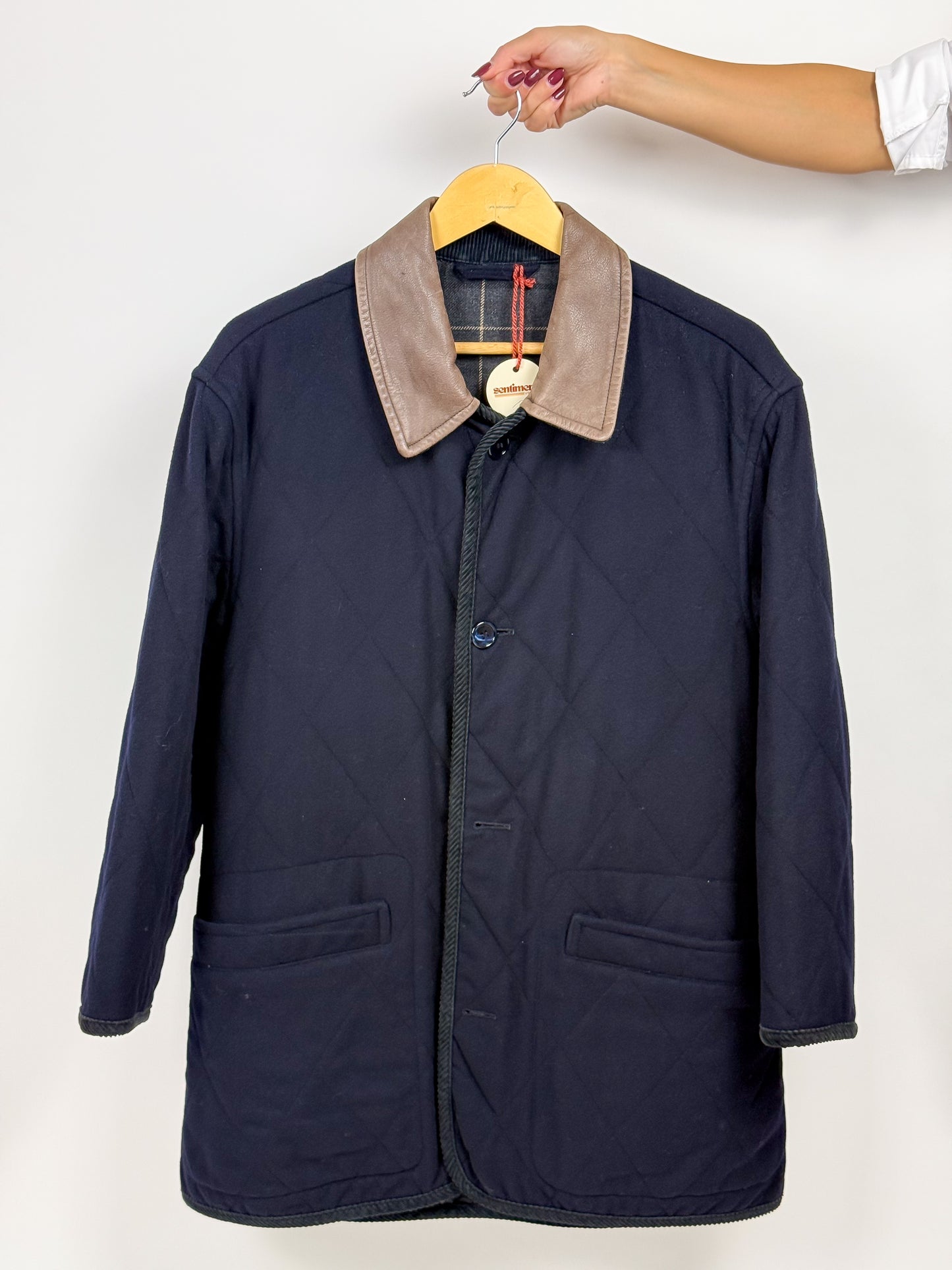 Giacca Trapuntata Vintage Blu Scuro con Colletto in Pelle Marrone