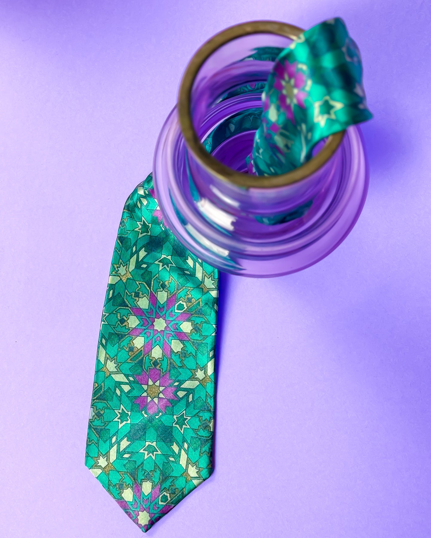 CRAVATTA WAMPUM VERDE E VIOLA