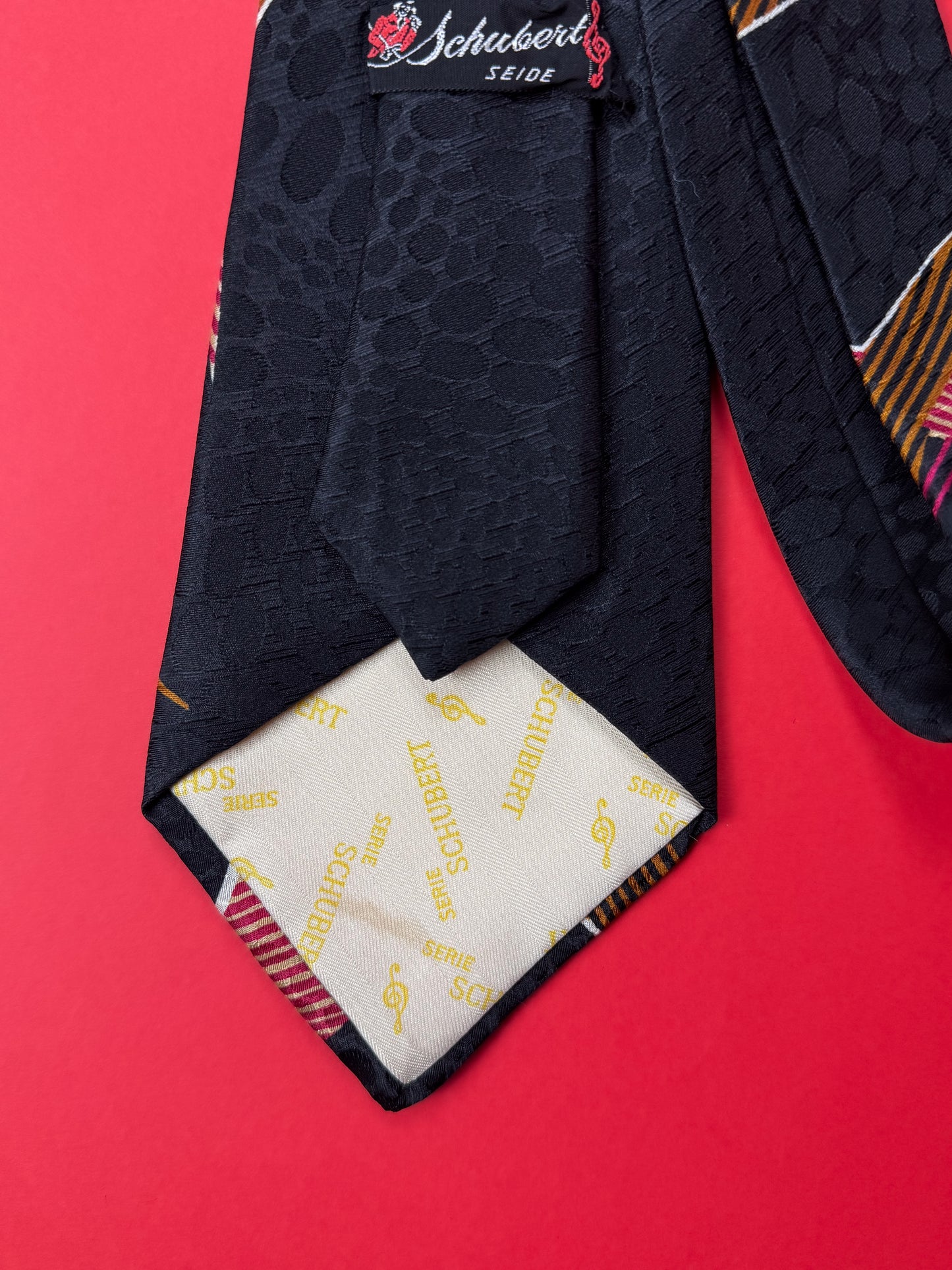 CRAVATTA SCHUBERT ANNI '90