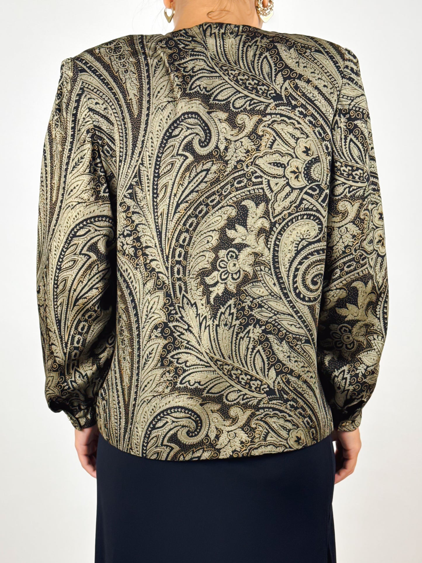 Blusa vintage sartoriale con fantasia paisley dorata