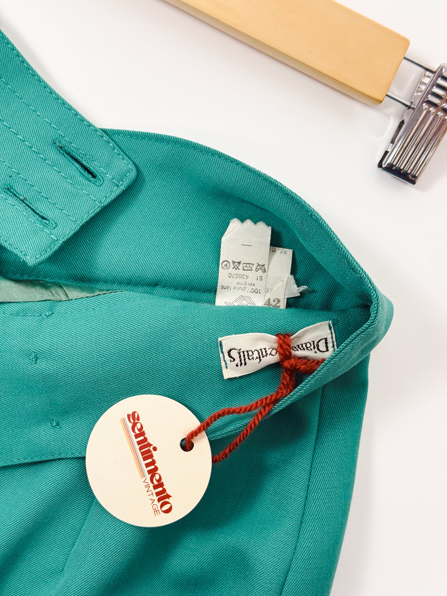 TURQUOISE PLEATED SKIRT