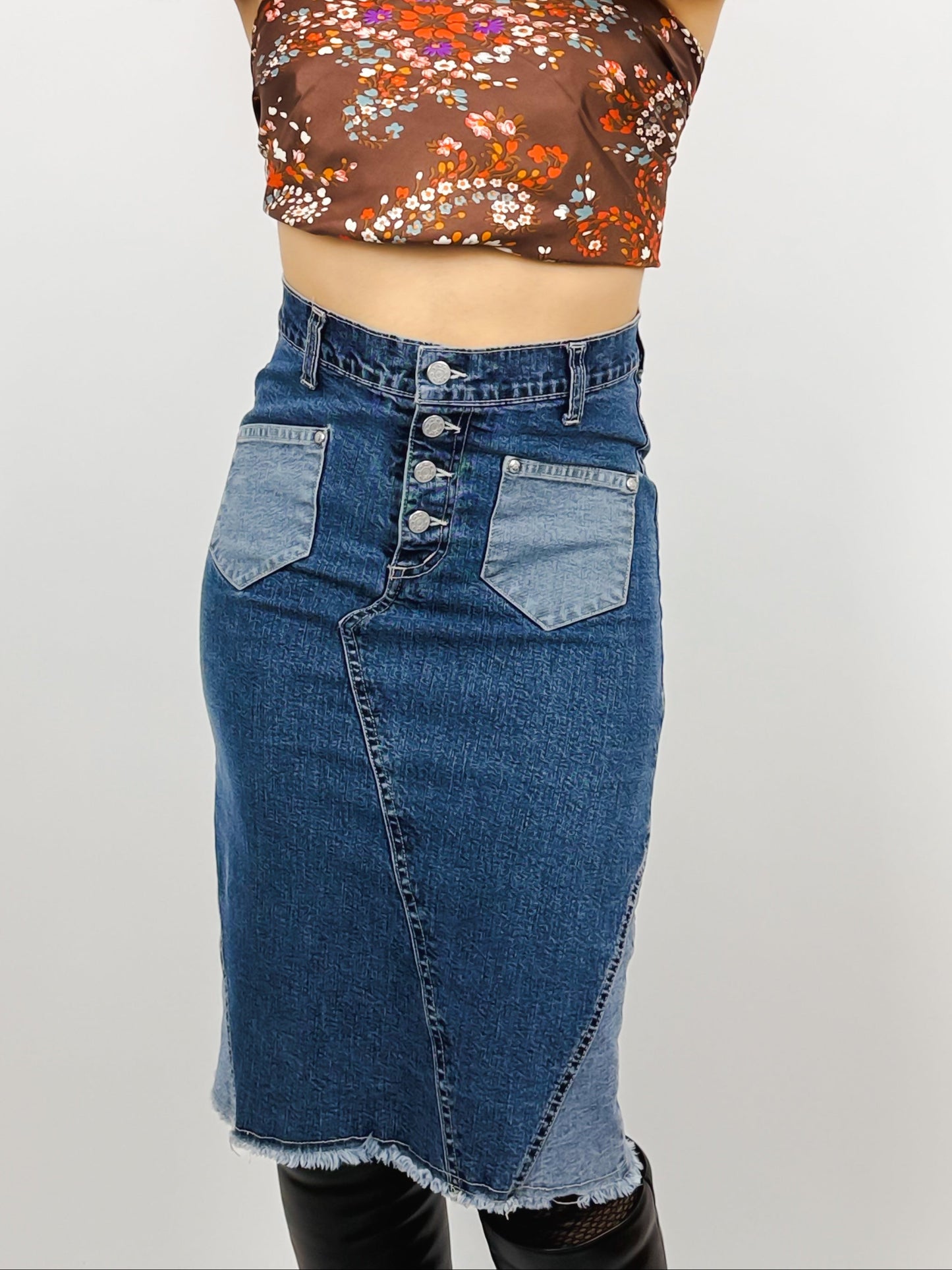 DENIM SKIRT WITH POCKETS