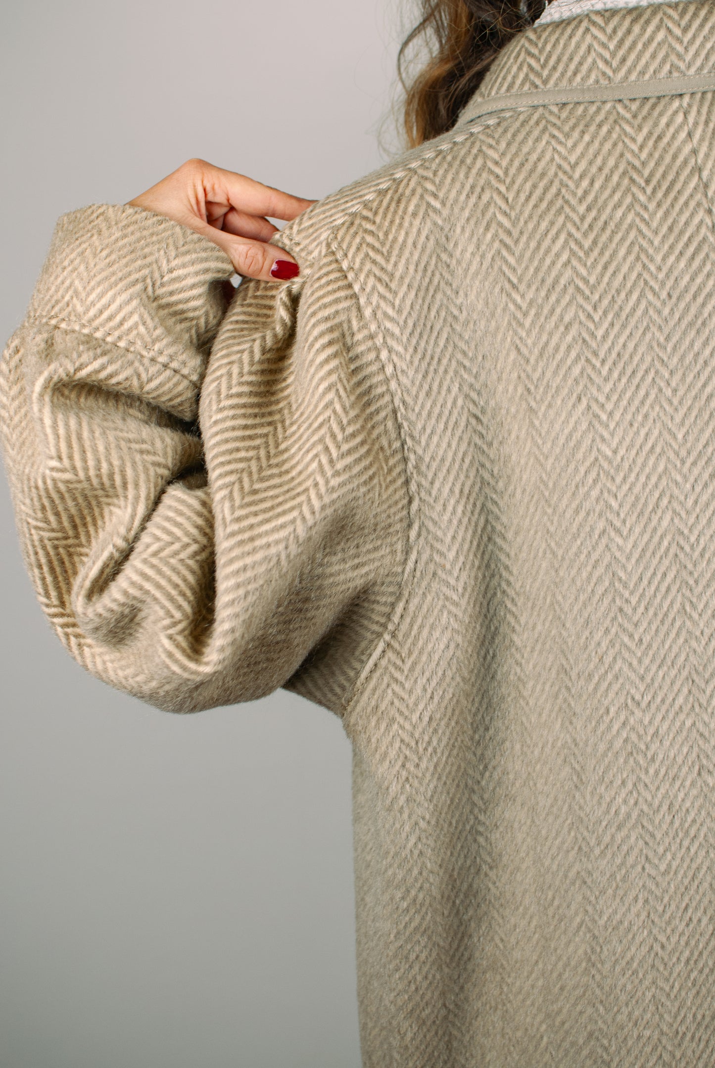 HERRINGBONE MOHAIR COAT