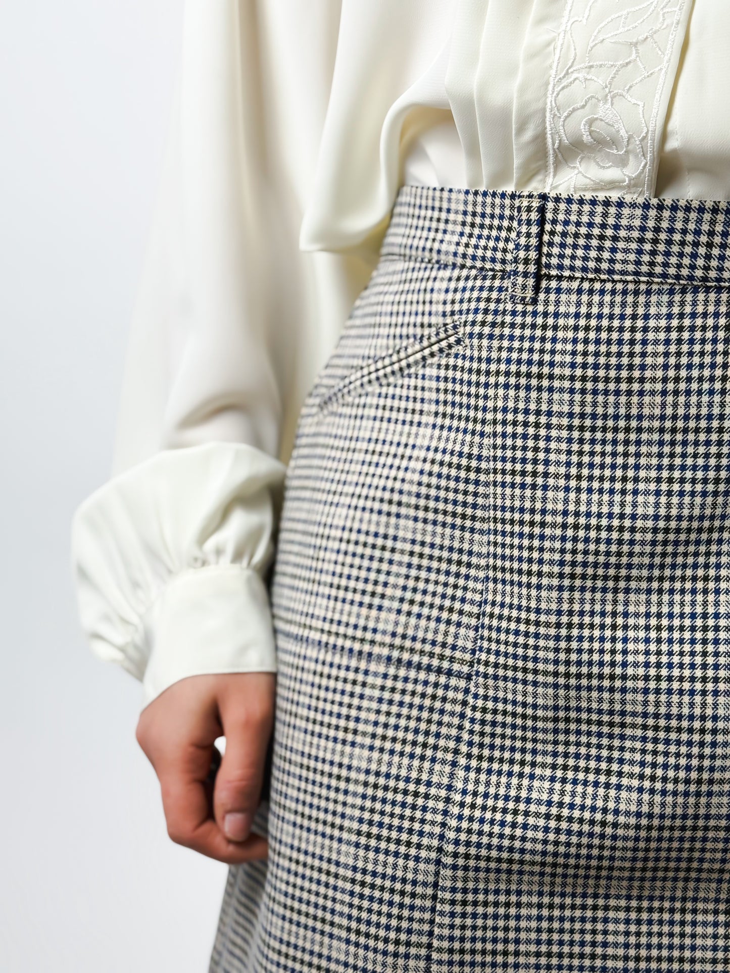 HOUNDSTOOTH CHECKED MINI SKIRT
