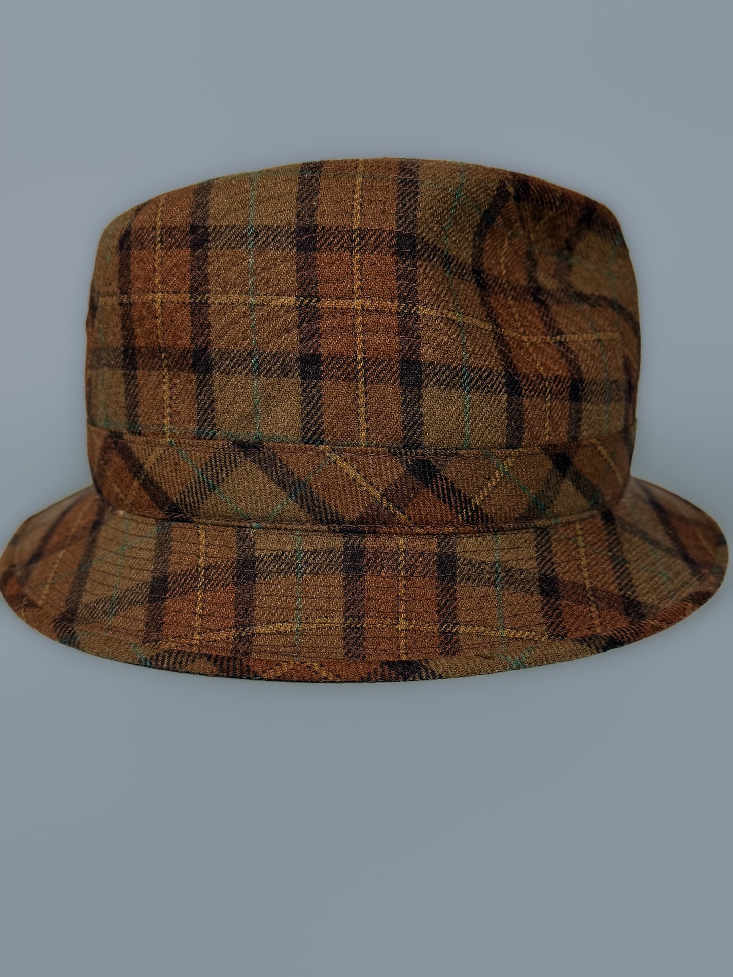 CAPPELLO IN LANA
