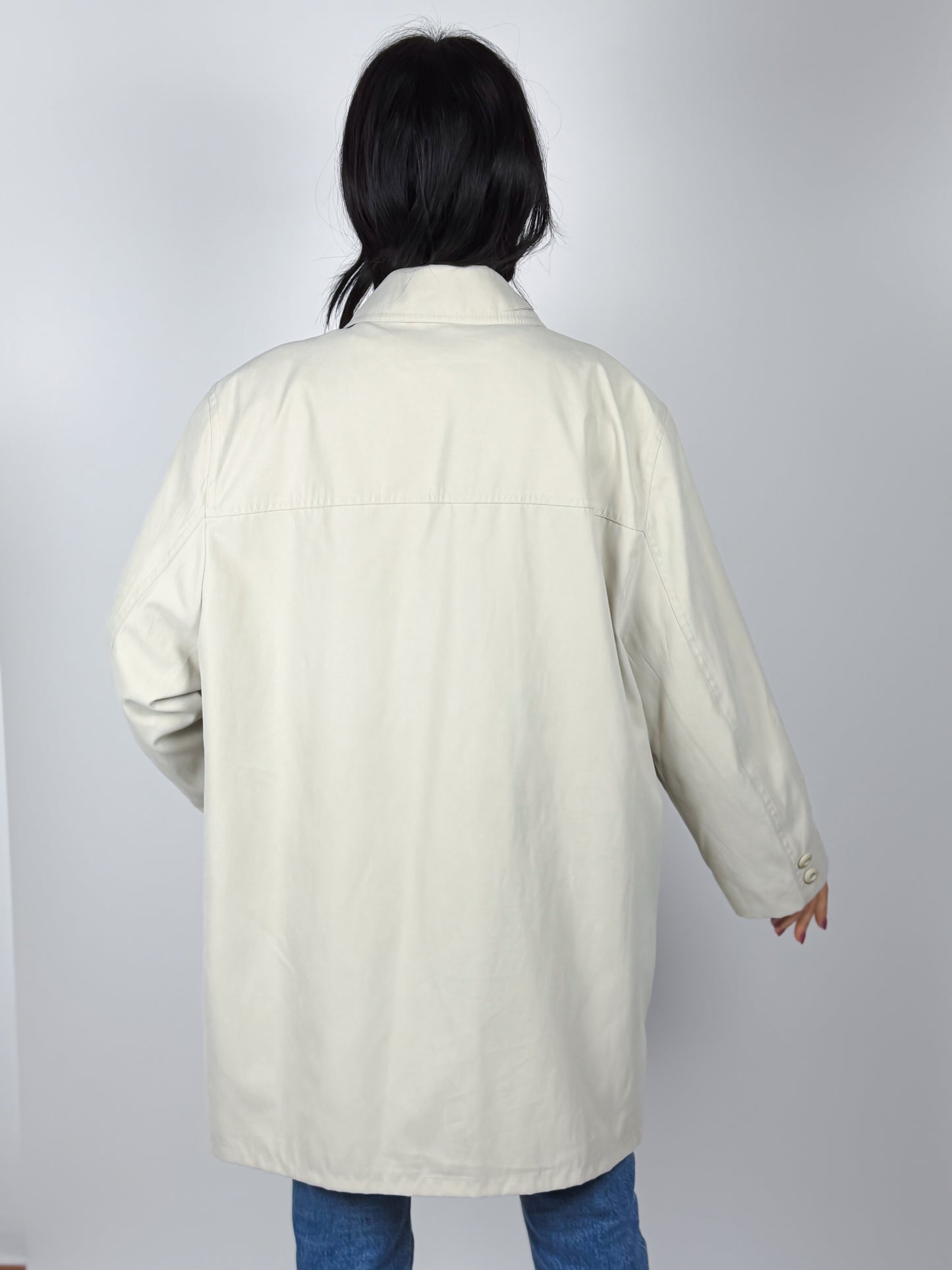 TRENCH BEIGE CORTO