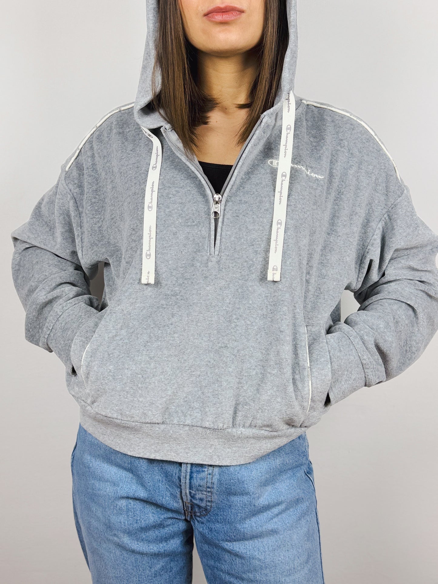 CHAMPION CHENILLE CROP SWEATSHIRT