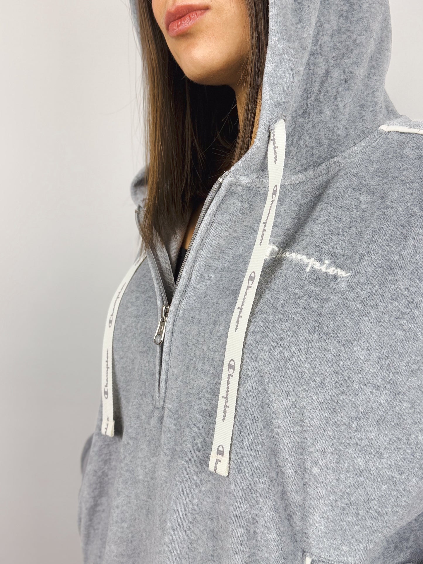 CHAMPION CHENILLE CROP SWEATSHIRT