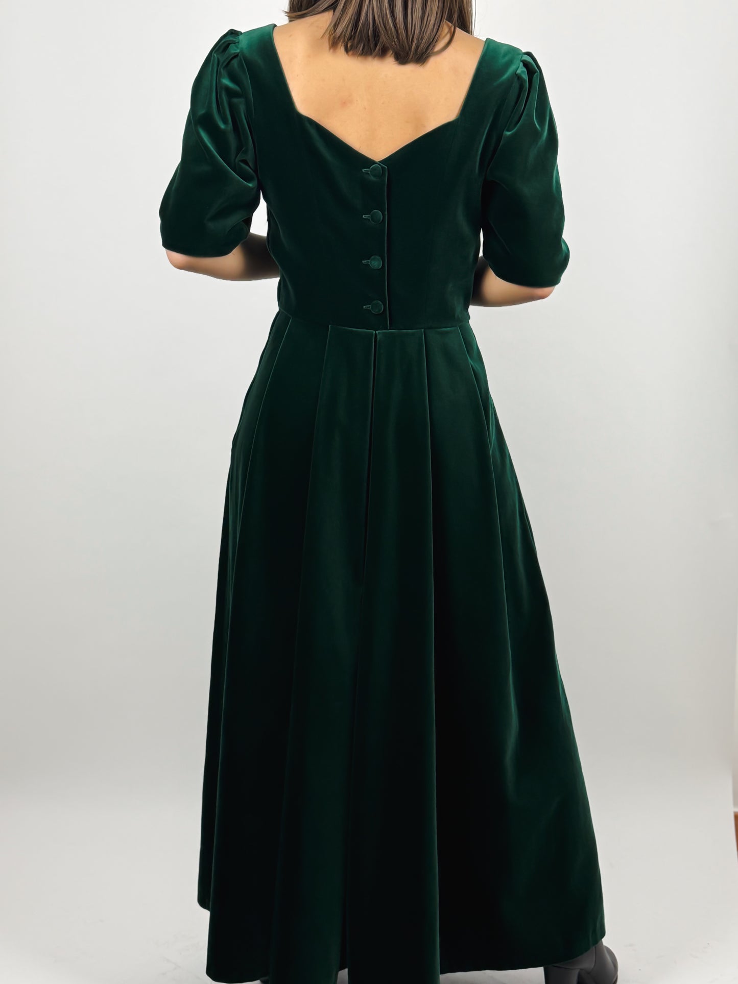 ROBE EN VELOURS VERT DES ANNÉES 80