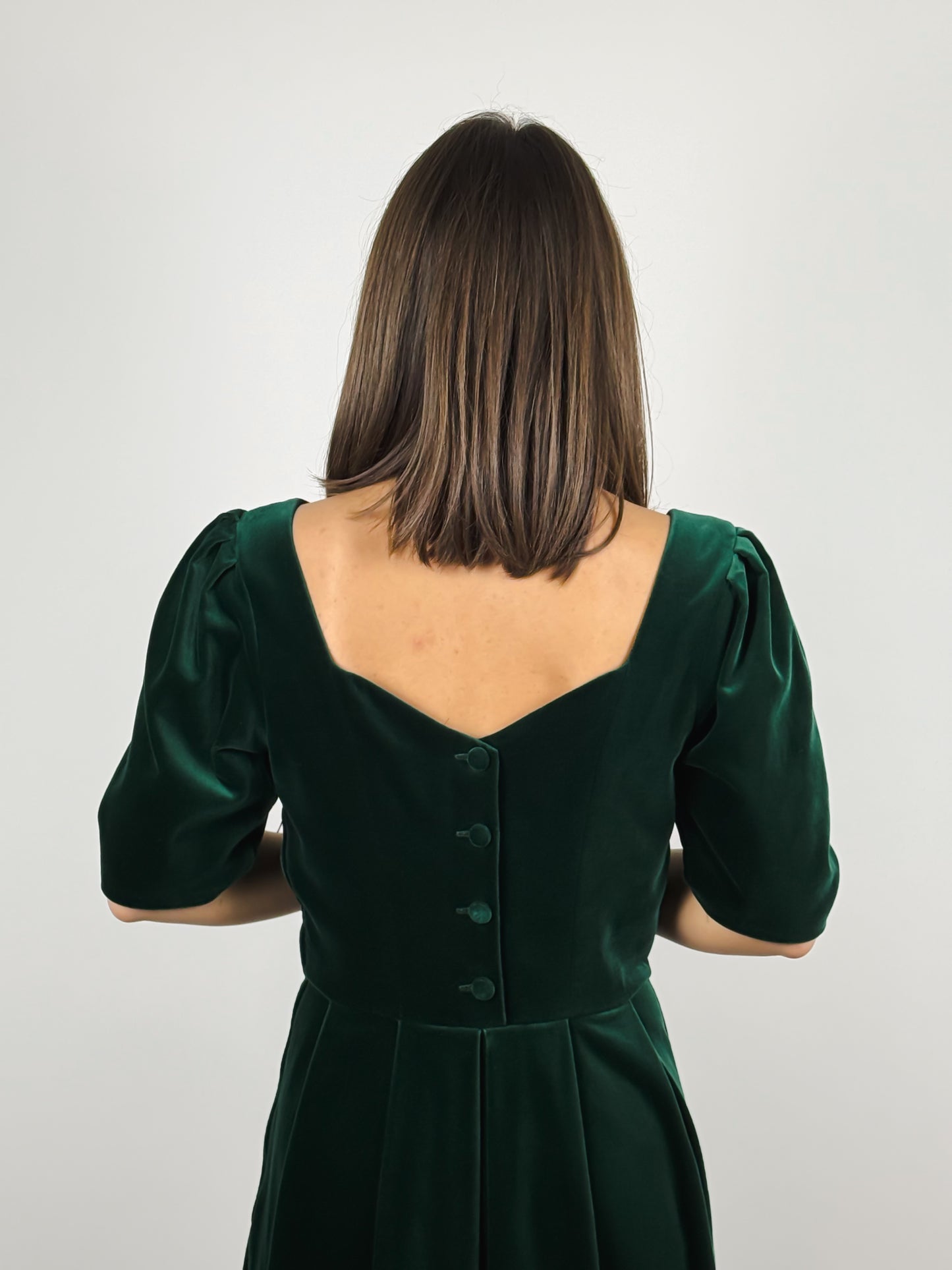 ROBE EN VELOURS VERT DES ANNÉES 80