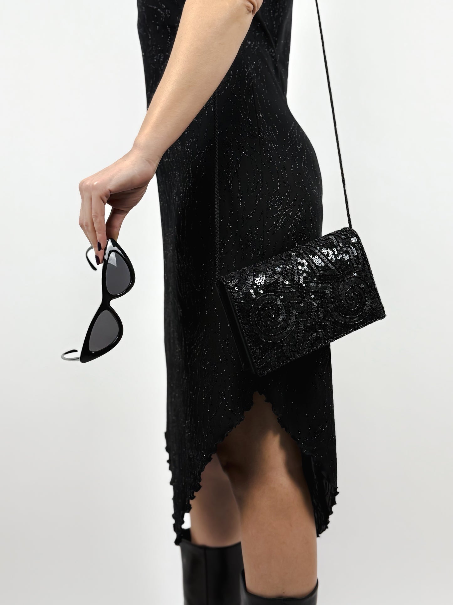 BORSA NERA CON PAILETTES