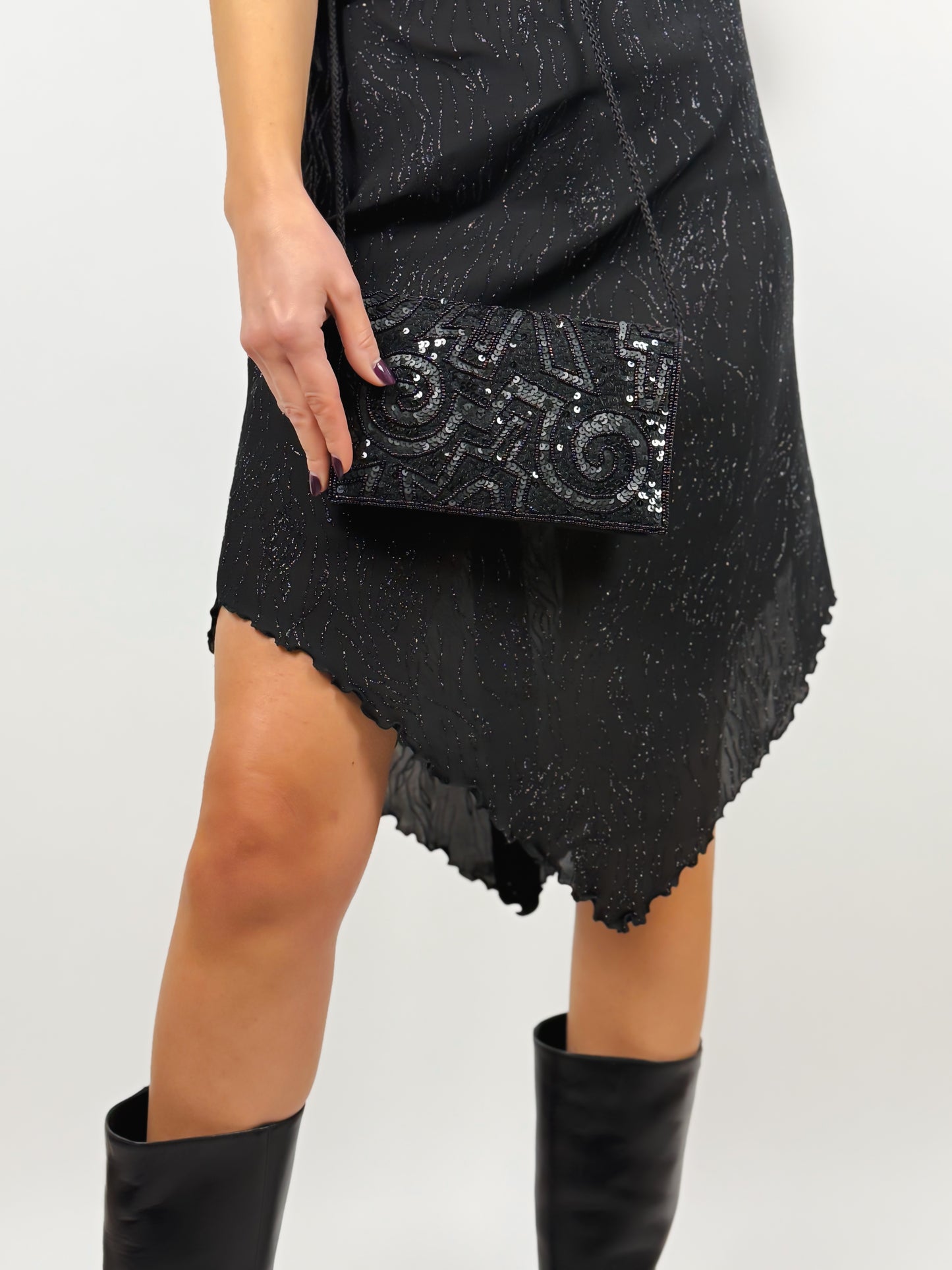 BORSA NERA CON PAILETTES