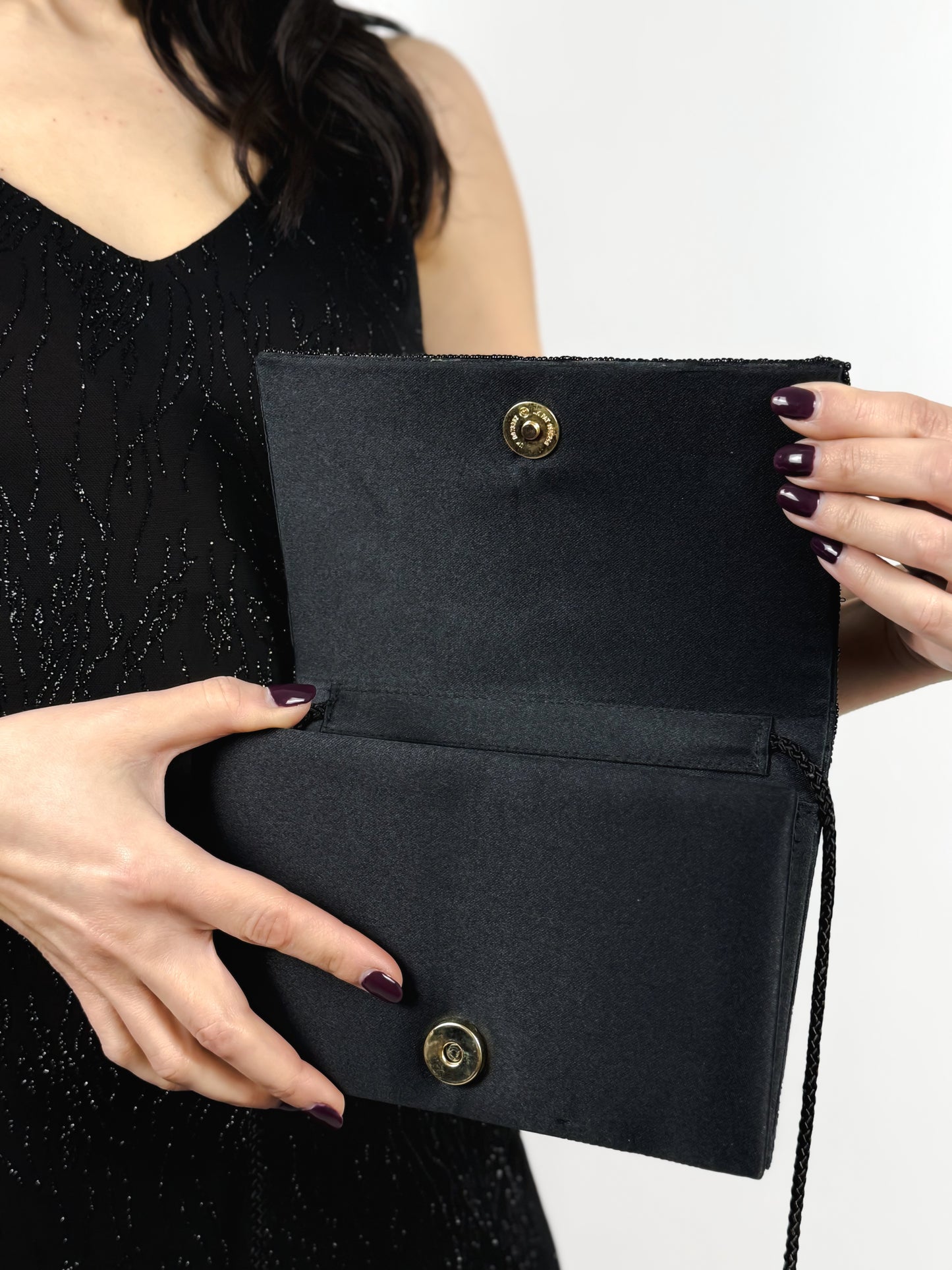 BORSA NERA CON PAILETTES