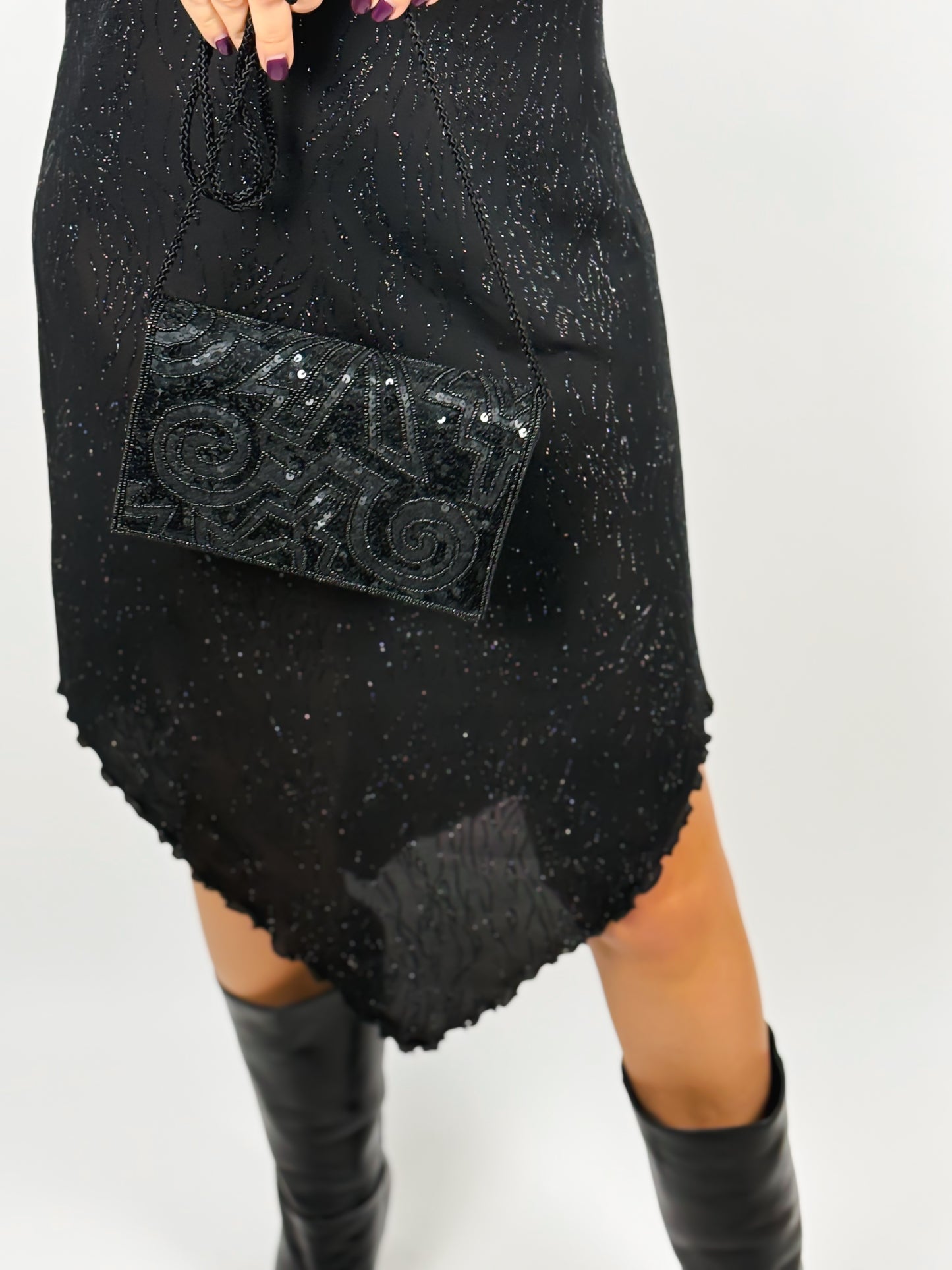 BORSA NERA CON PAILETTES