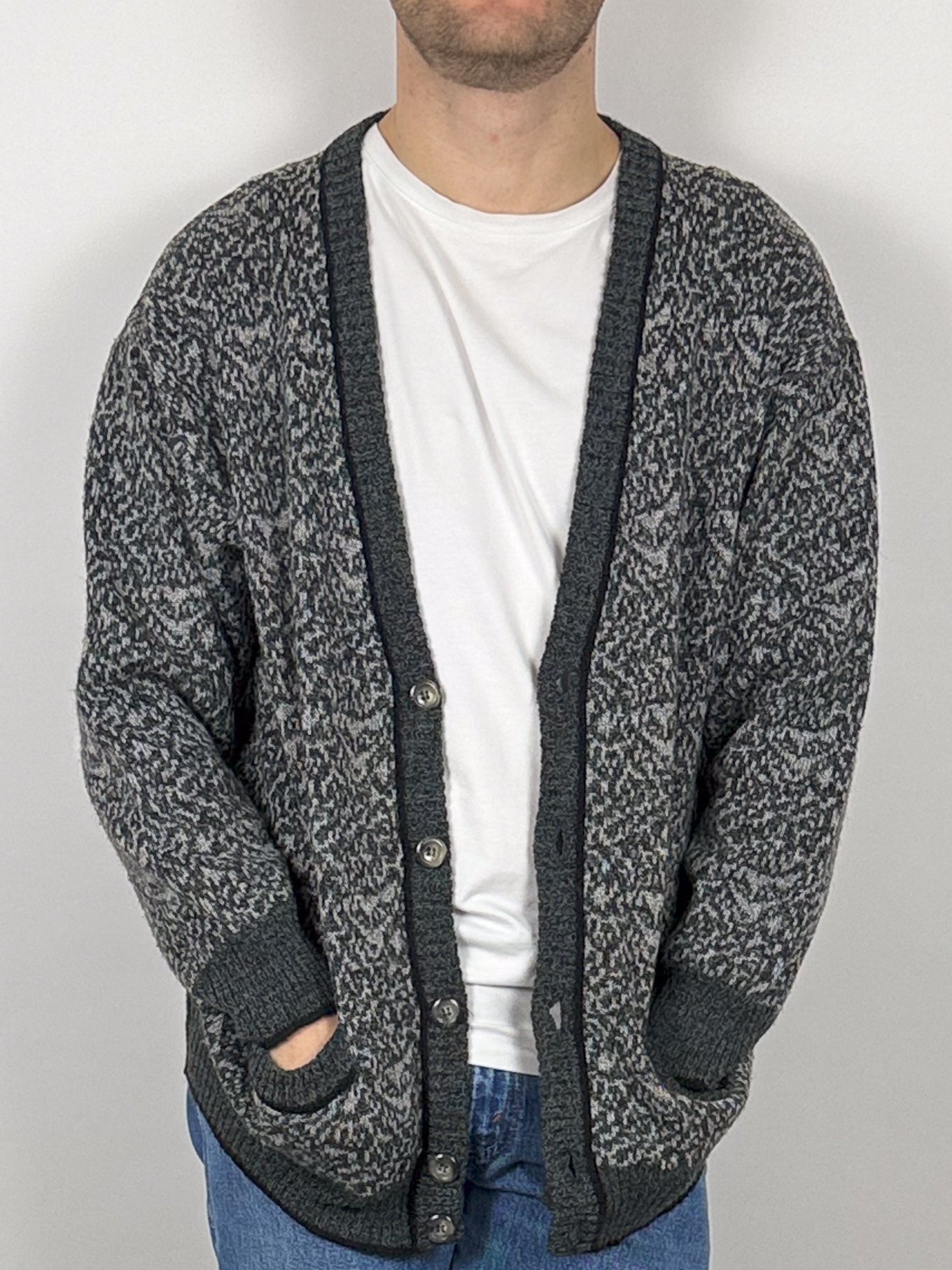 Cardigan Vintage in Lana Vergine - Made in Italy