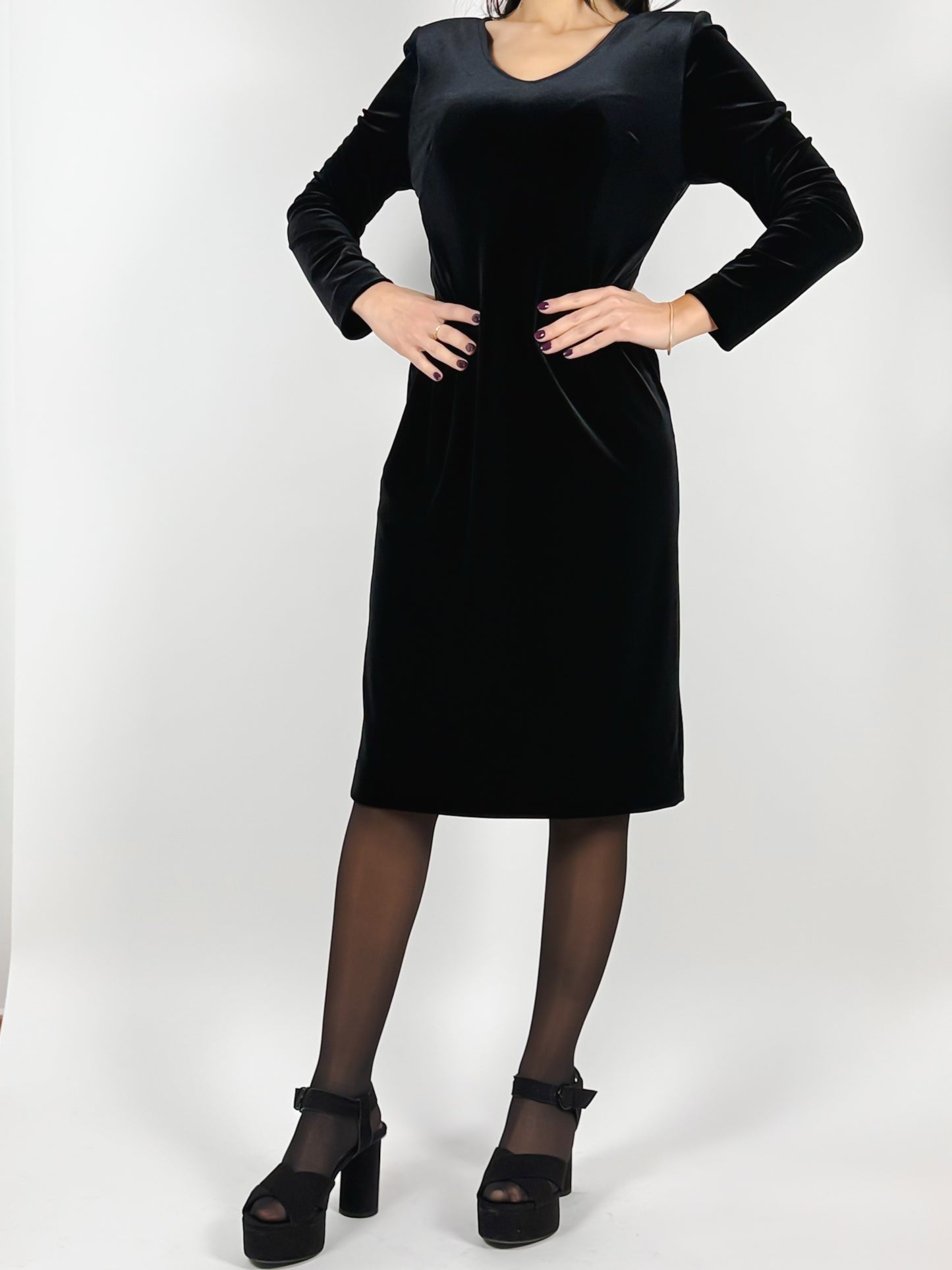 VELVET DRESS WITH SHOULDER PADS