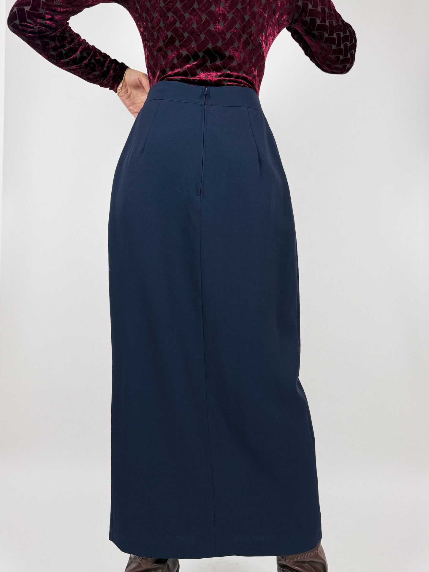PENCIL SKIRT WITH BUTTONS