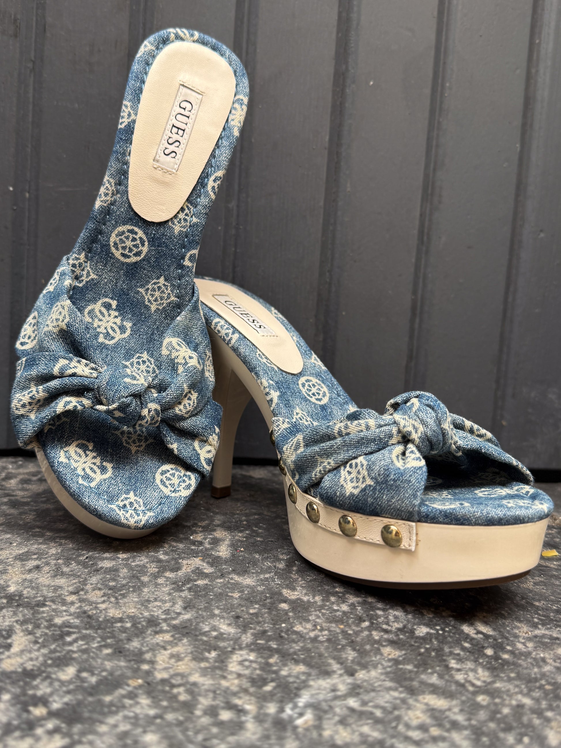 sandali guess vintage