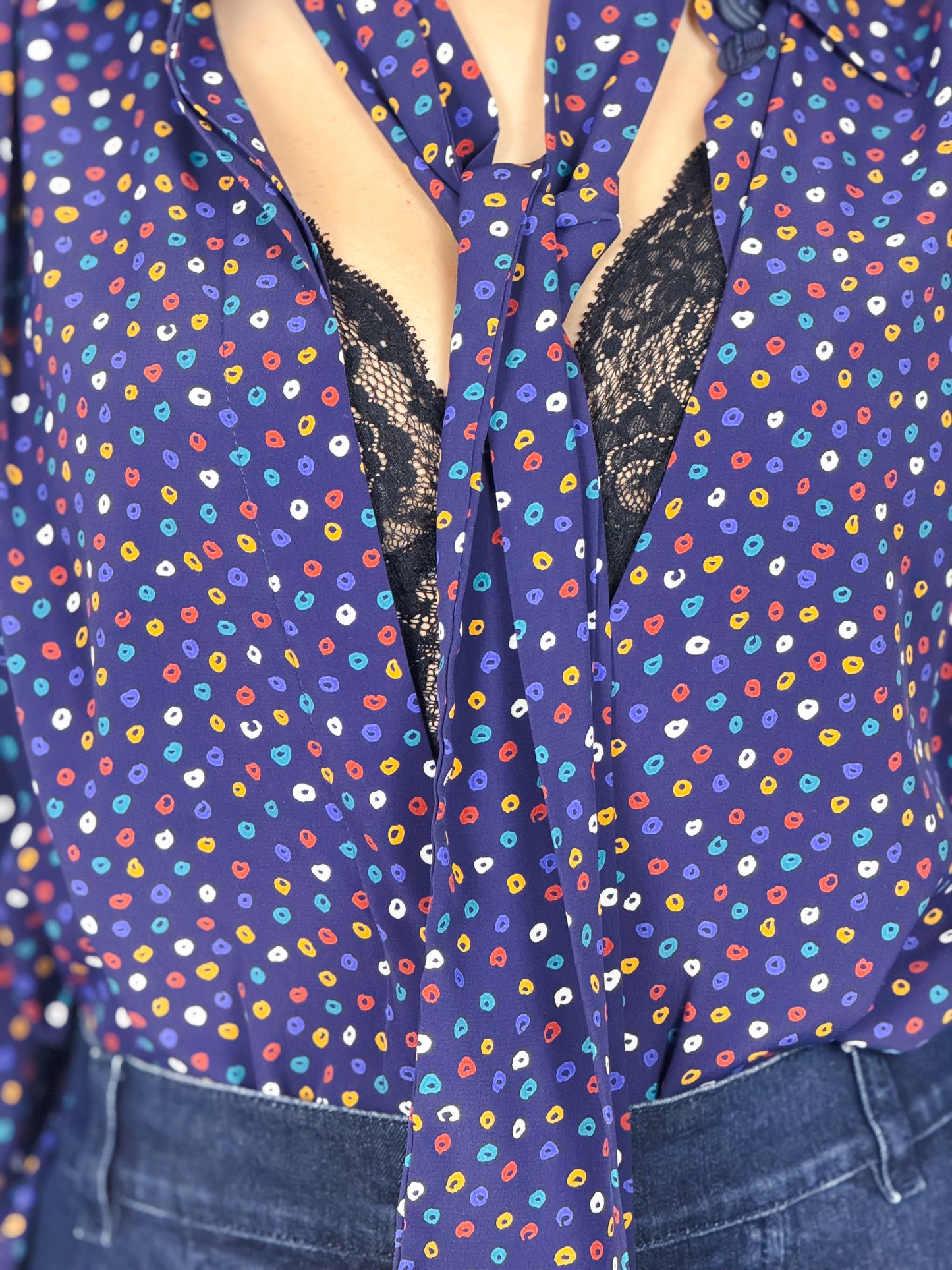 CAMICIA ANNI '80 CON FOULARD COORDINATO