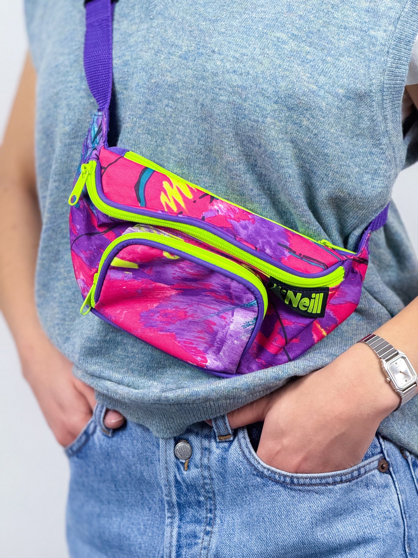 Marsupio Vintage Anni '90 - Icona dello Streetwear