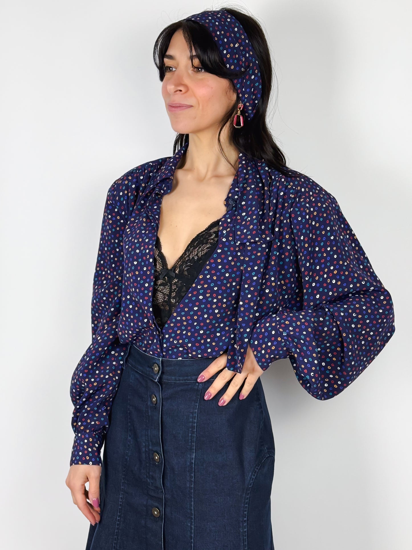 CAMICIA ANNI '80 CON FOULARD COORDINATO