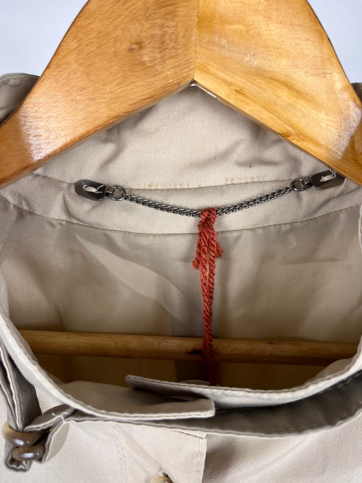 Giacca Corta Vintage Beige anni ’90 stile Minimal con Collo Alto