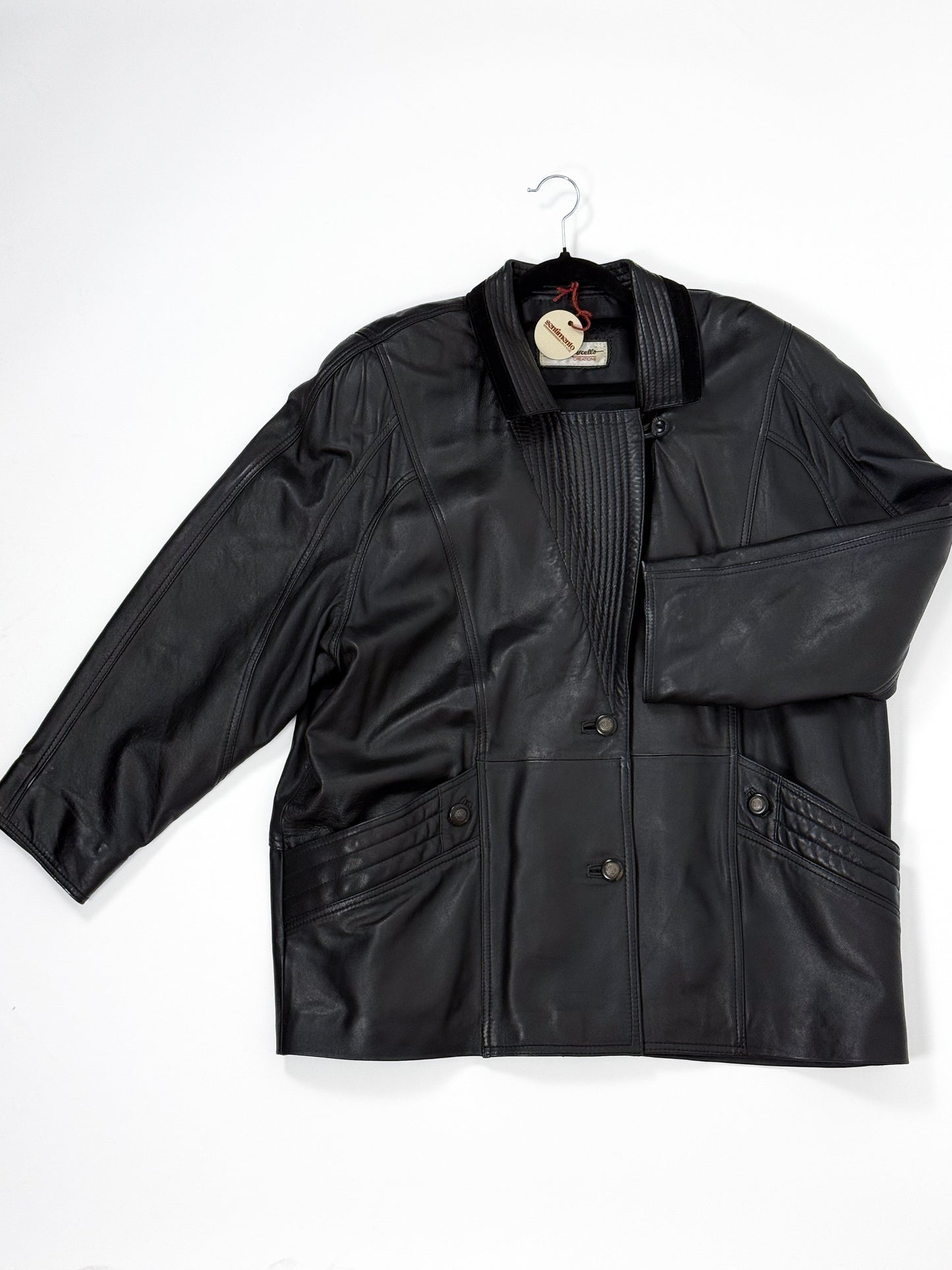 VESTE EN CUIR AVEC REVERS EN VELOURS