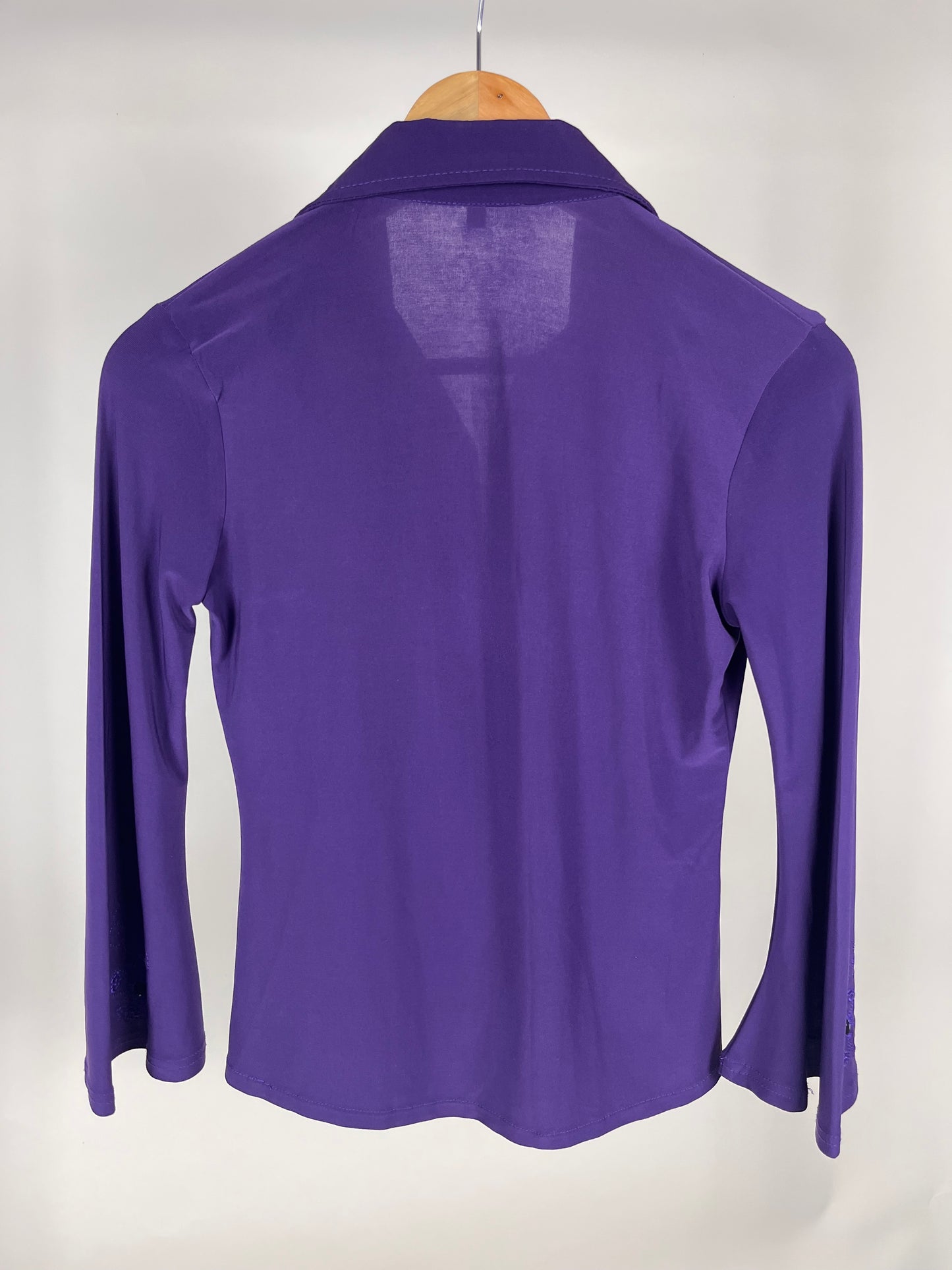 Camicia vintage viola ricamata con dettagli floreali - Y2K