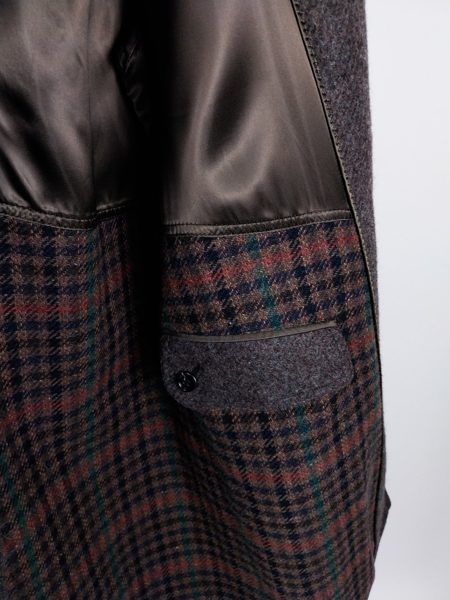 Cappotto vintage in lana vergine con fodera a quadri