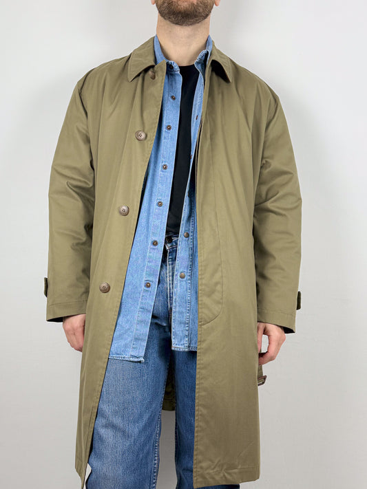 REMOVABLE BEIGE TRENCH COAT
