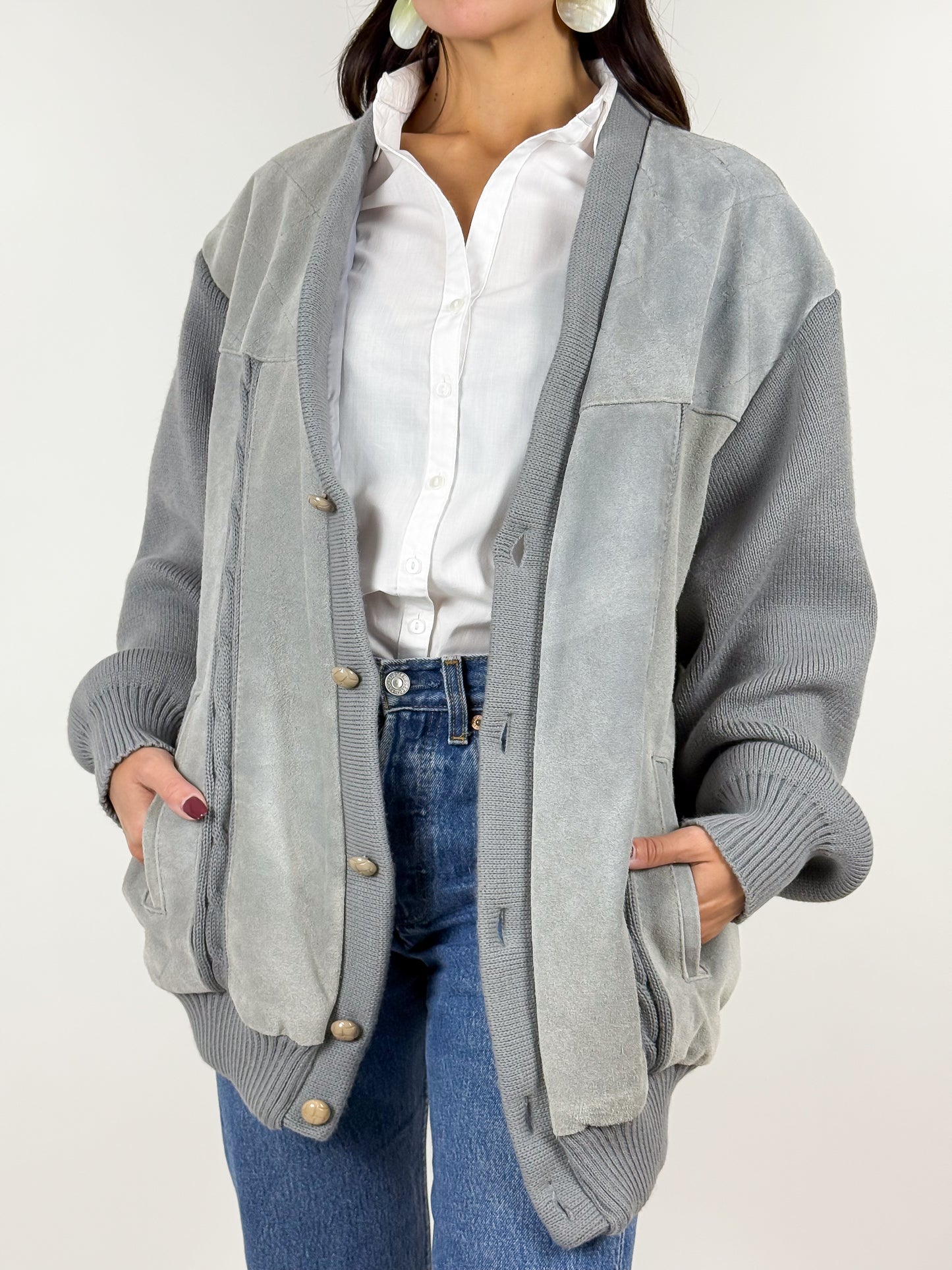 Giacca Vintage Anni '70 Pelle Scamosciata Grigia e Maglia Unisex