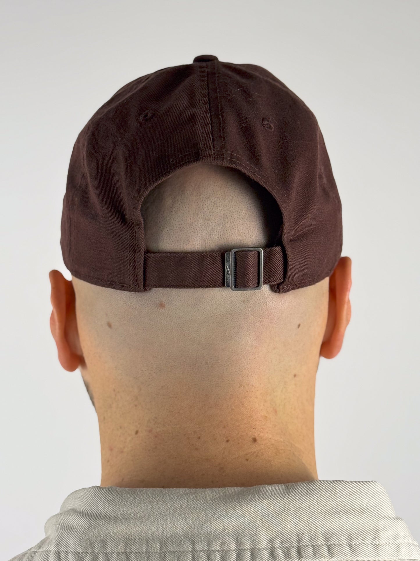 NIKE BROWN CAP