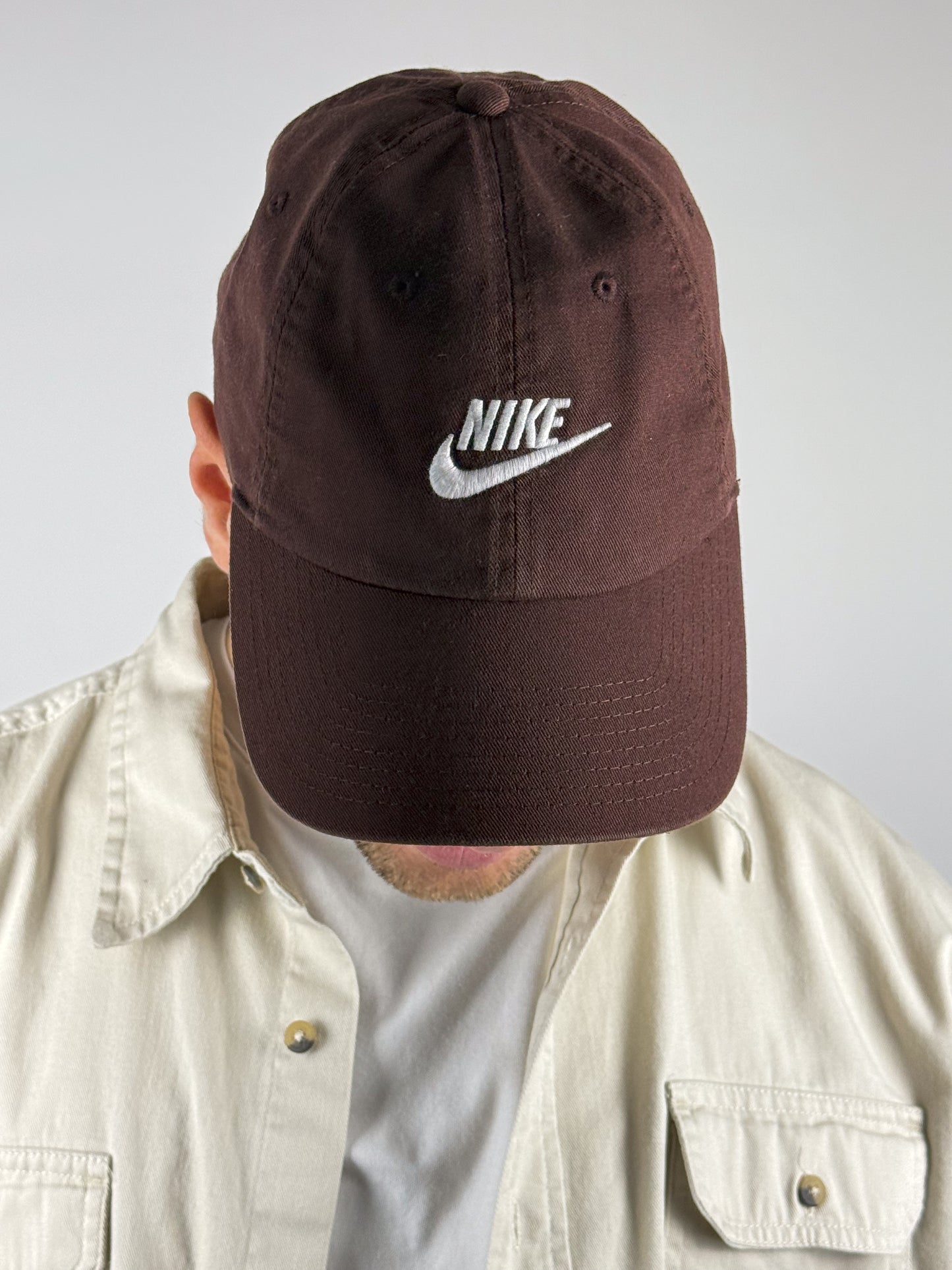 NIKE BROWN CAP