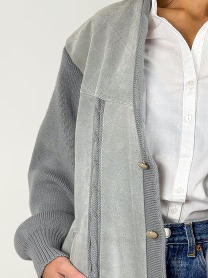 Giacca Vintage Anni '70 Pelle Scamosciata Grigia e Maglia Unisex