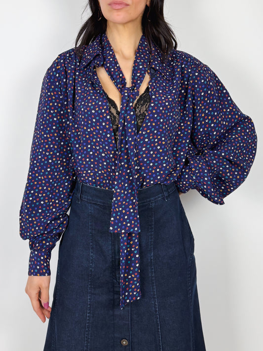 CAMICIA ANNI '80 CON FOULARD COORDINATO