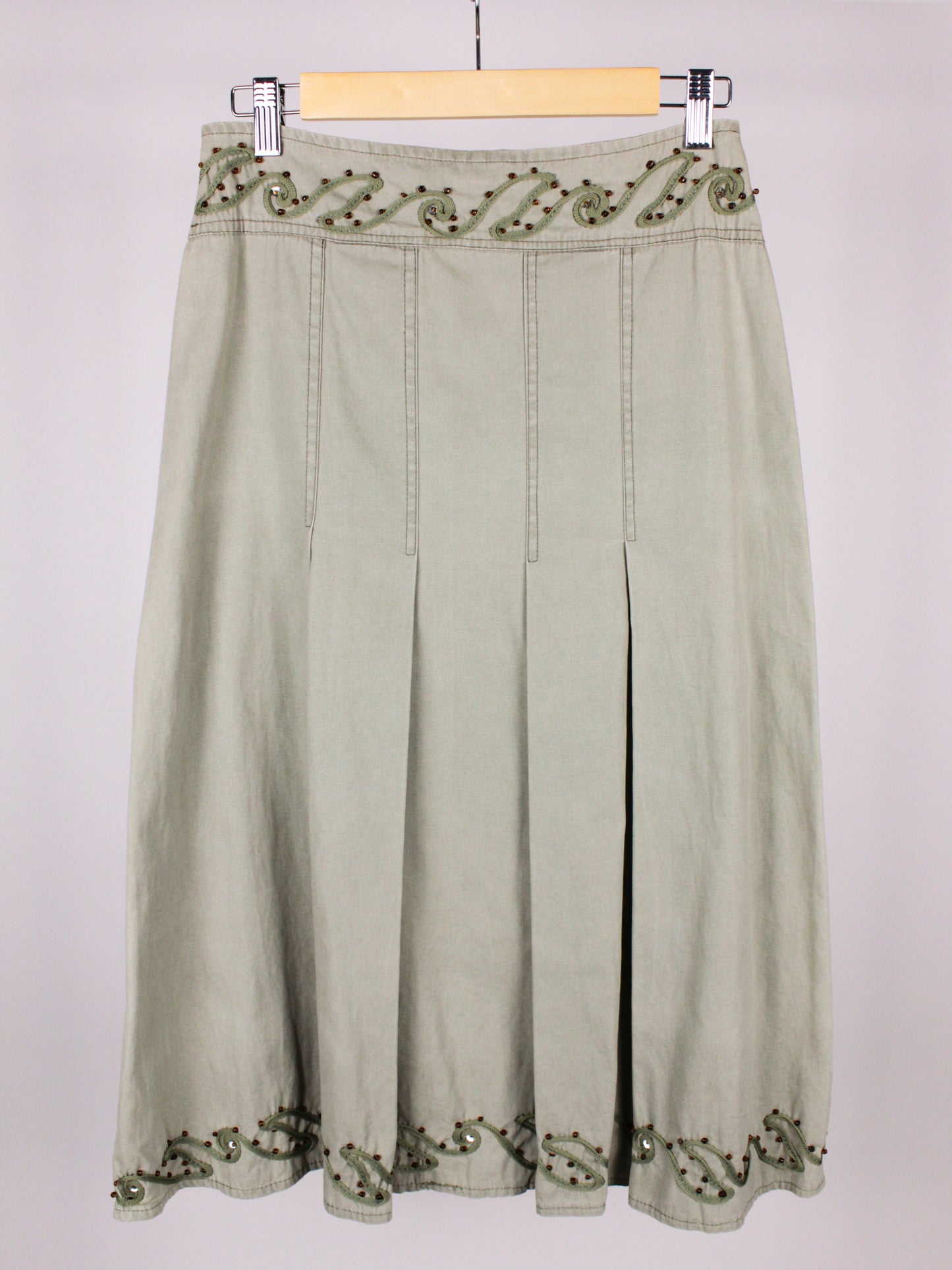 Gonna vintage in cotone con ricami e perline verde salvia – Y2K