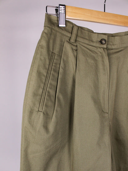 Bermuda vintage in cotone verde oliva con pinces – anni '90