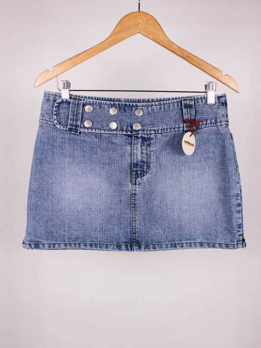 Minigonna denim vintage Y2K anni 2000 con cintura borchiata