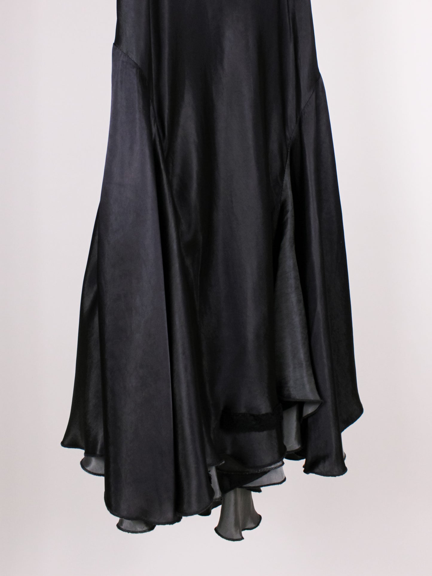 Gonna lunga vintage in raso nero con fascia in pizzo - Y2k