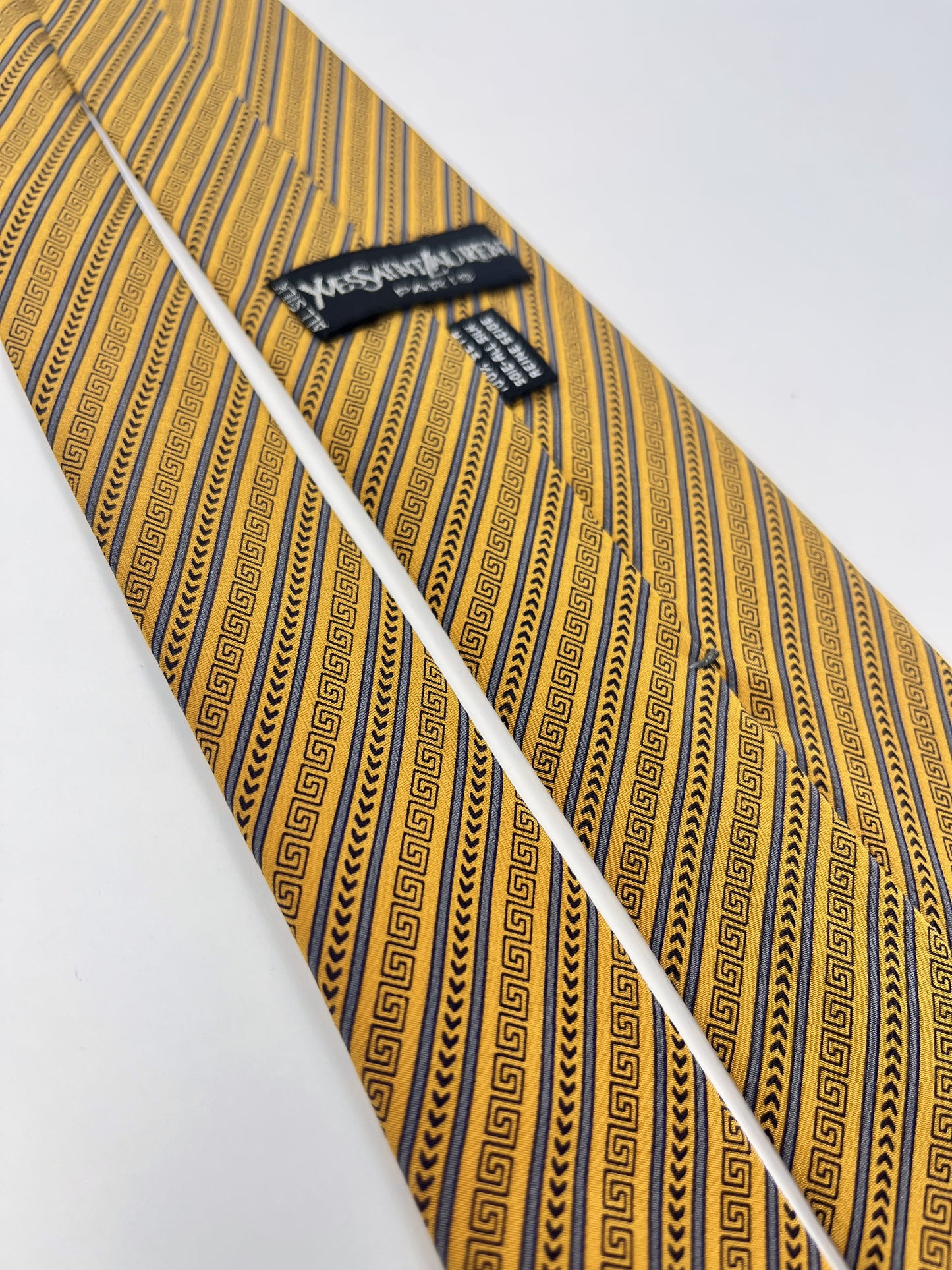 Cravatta Yves Saint Laurent Vintage Seta Made in Italy