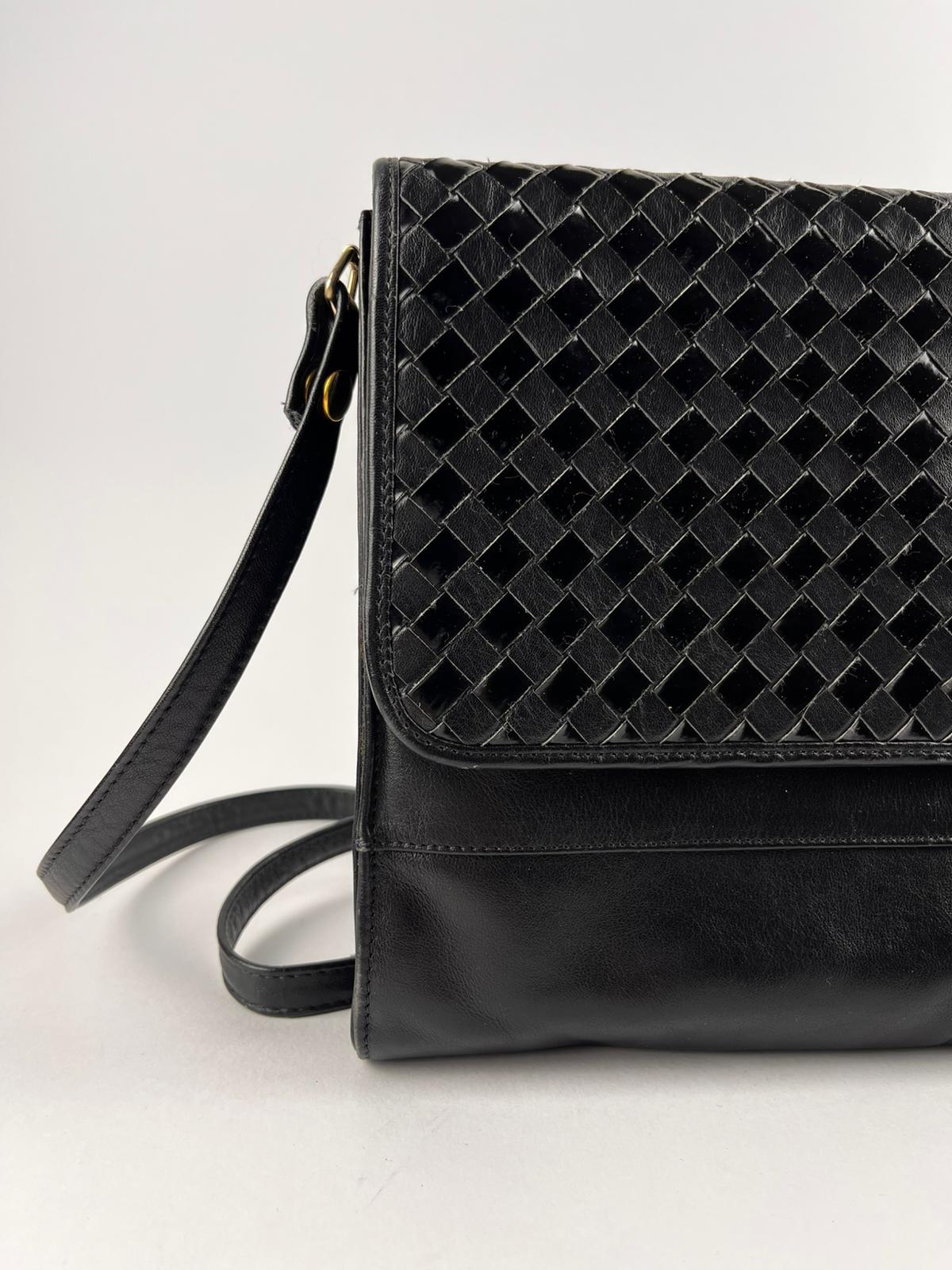 Borsa Vintage Nera a Tracolla Intrecciata Vera Pelle Anni '80