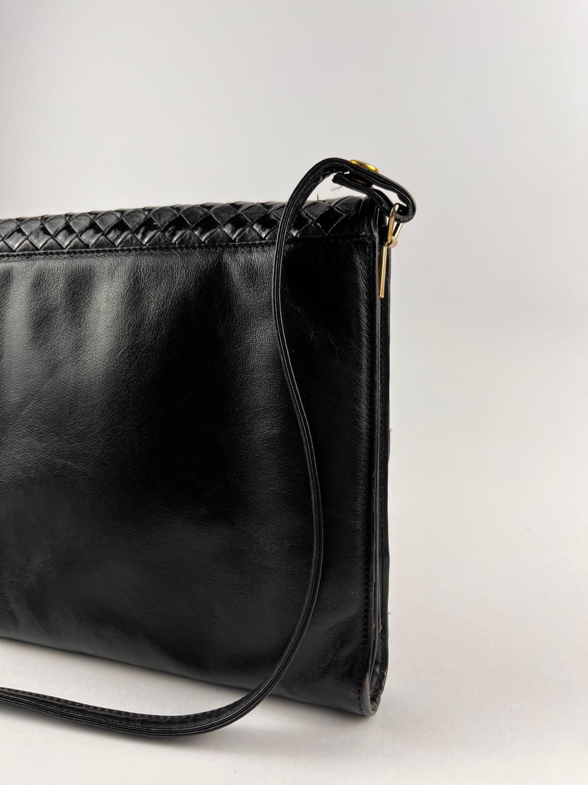 Borsa Vintage Nera a Tracolla Intrecciata Vera Pelle Anni '80