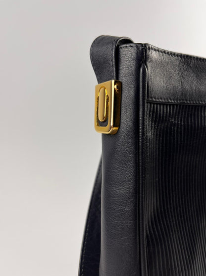 Borsa a Tracolla Vintage in Vera Pelle Blu Notte con Texture Rigata - Anni '90