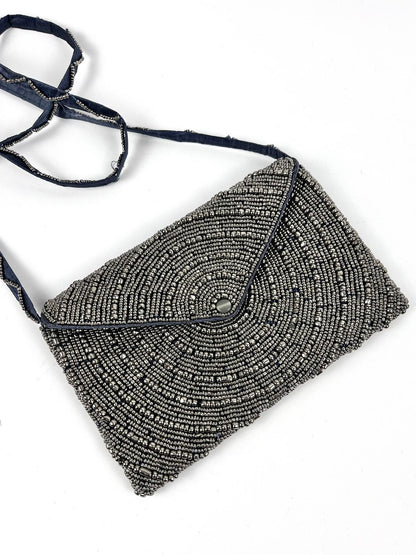 Borsa vintage anni '90 con perline argento e tracolla