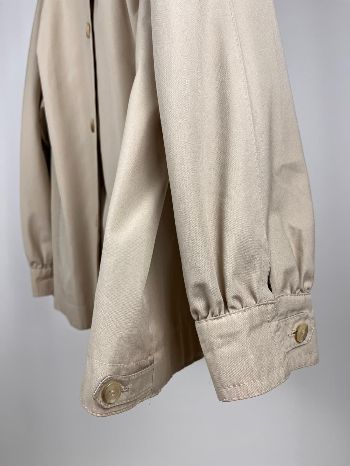 Giacca Corta Vintage Beige anni ’90 stile Minimal con Collo Alto