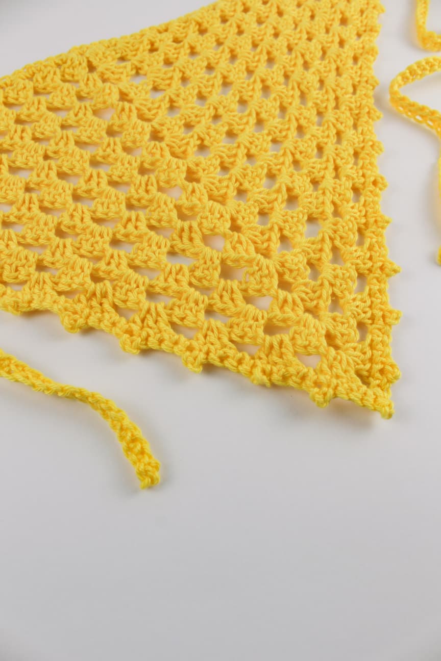 Bandana crochet handmade in cotone giallo
