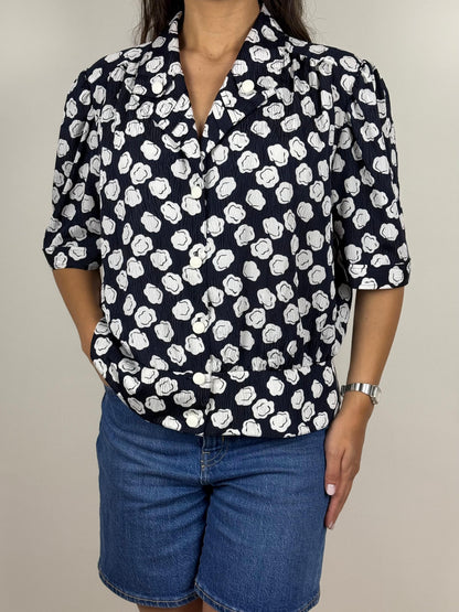 Blusa Vintage Anni '80 Fiori Bianchi su Blu | West Germany | Poliestere