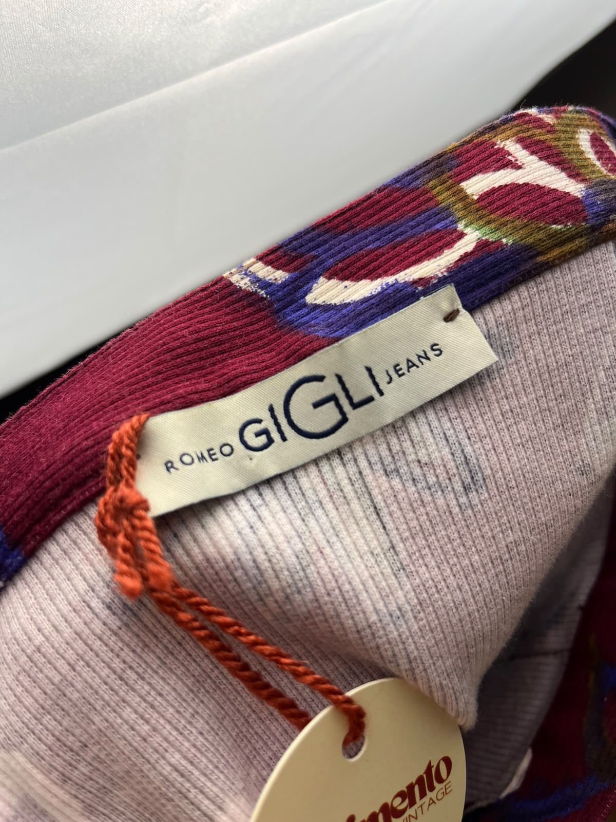 Gonna vintage Romeo Gigli Jeans bordeaux con stampa floreale anni ’90