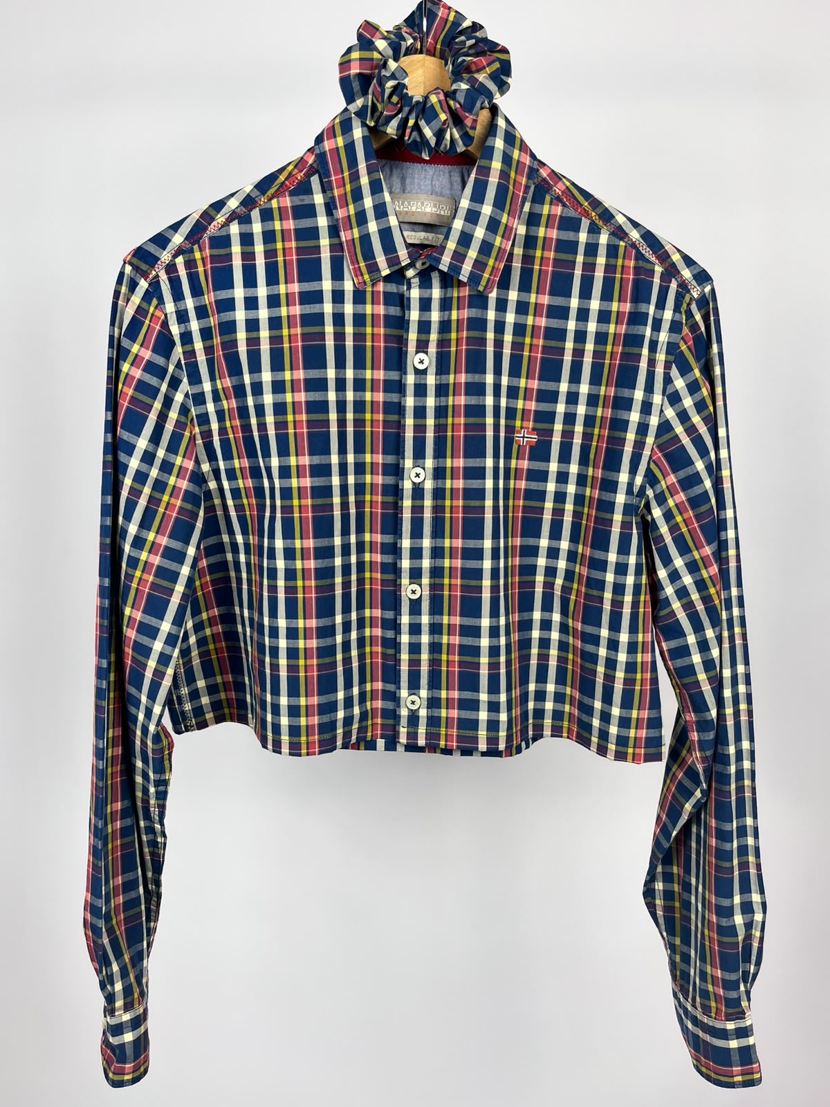 Camicia Crop in Cotone Napapijri con Scrunchie Coordinato