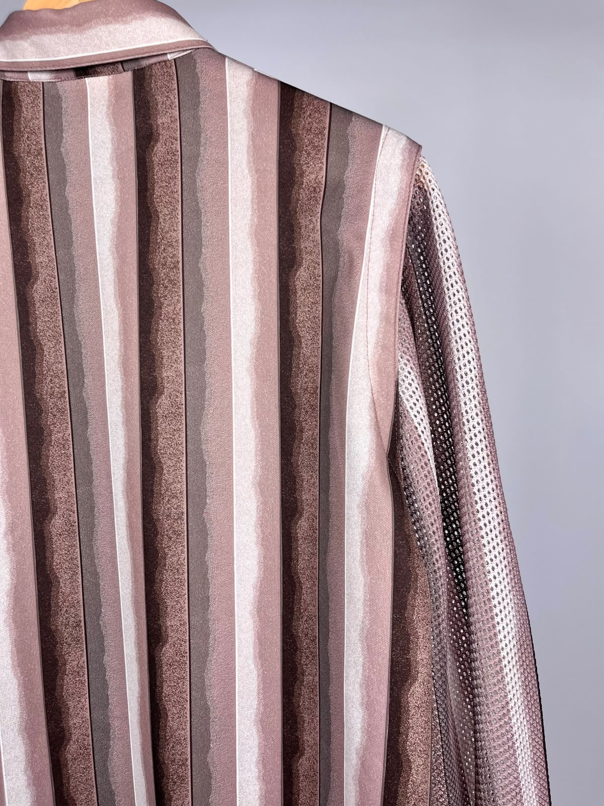 Camicia Vintage Anni ’90 a Righe Rosa e Marroni con Maniche a Retina
